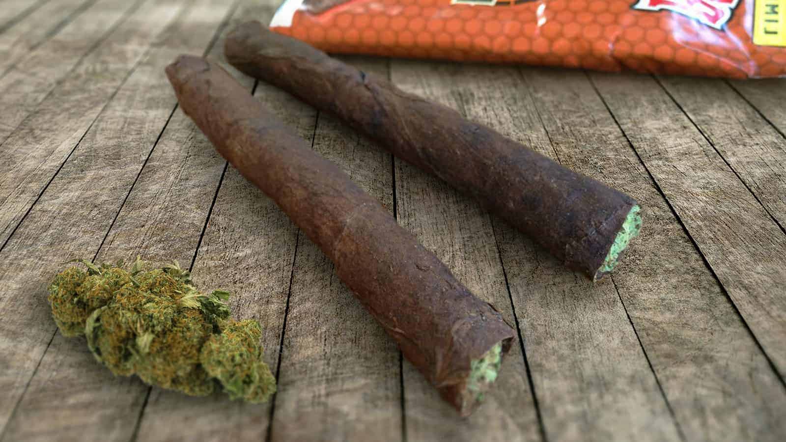 how to roll a backwoods blunt